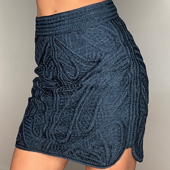 Maje skirt - Picture 1 of 10